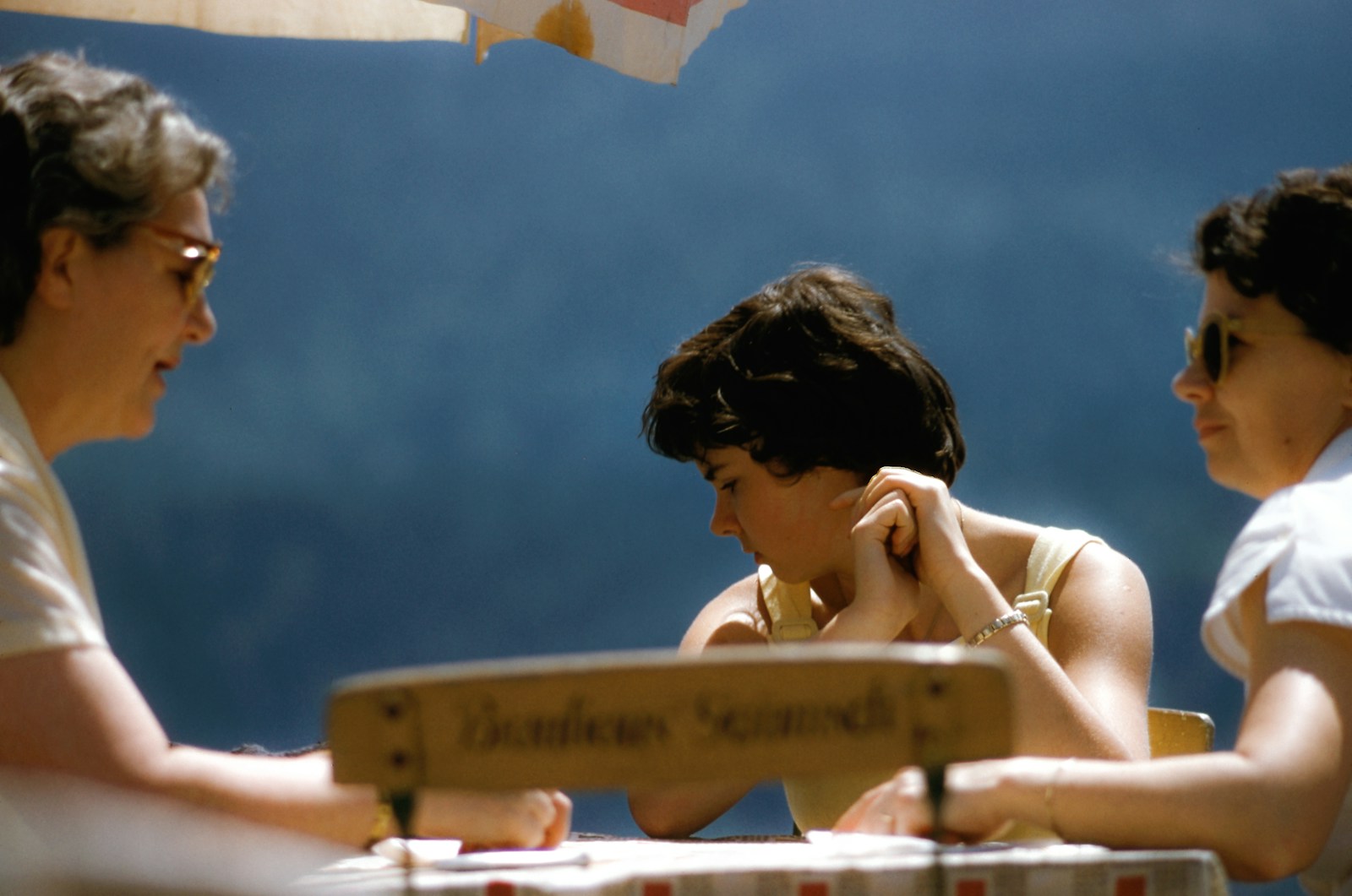 Does Digital Technology Aid Learning?